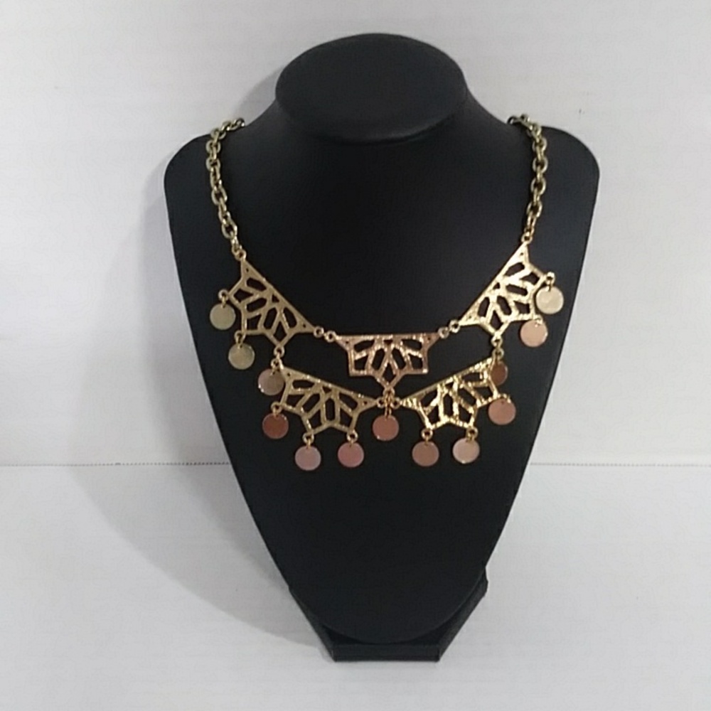 Stony Fashion Adjustable Gold Necklace *Nwt*